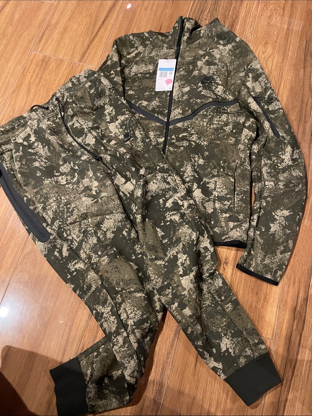 Nike Men's Olive Green Camo Track Jacket and Joggers Set